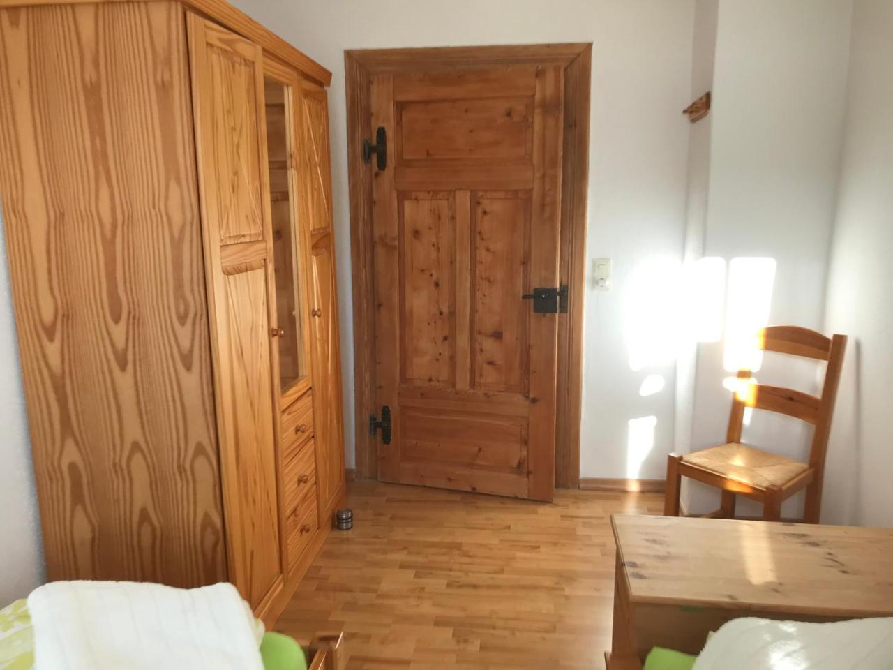 Die Dirndlkoenigin Grunenbach Esterno foto